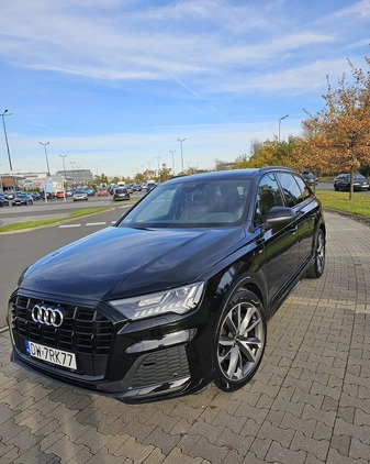 Audi Q7 cena 235900 przebieg: 58000, rok produkcji 2021 z Wrocław małe 379